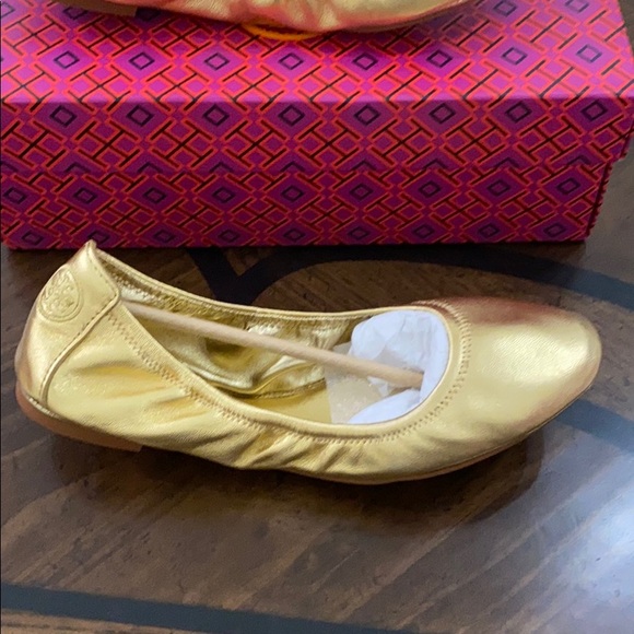 Brand New Tory Burch Eddie Ballet Soft Lamb , Gold # 10.5 - Picture 3 of 9